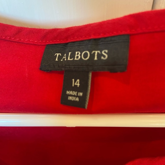Talbots red sleeveless poplin top with bee buttons - Picture 5 of 7